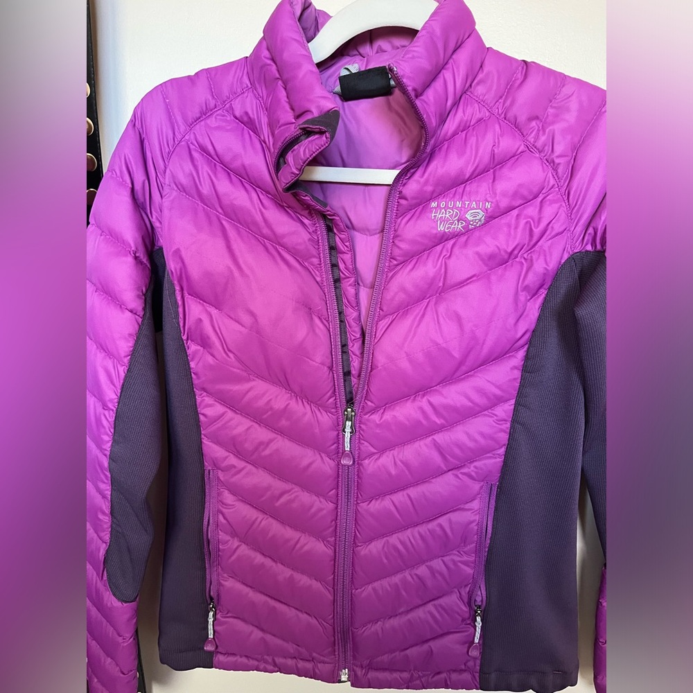 Mountain hardware puffer jacket